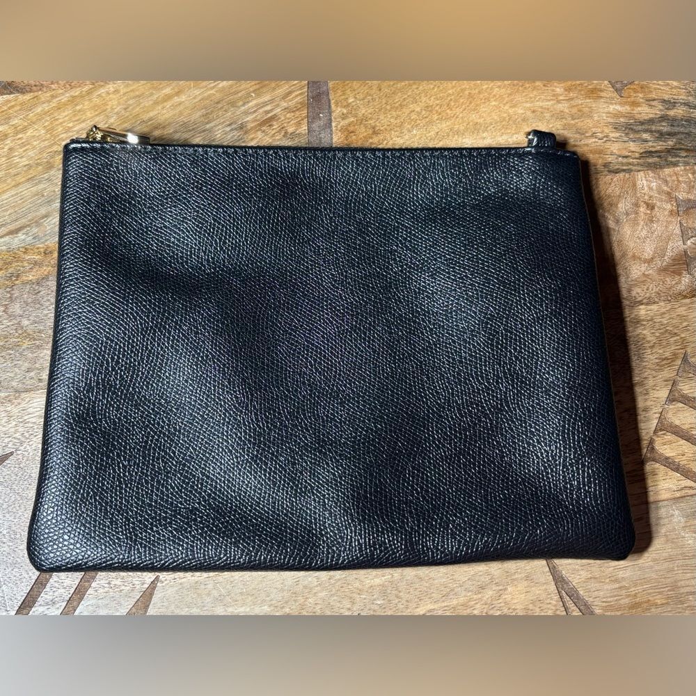 Amelie Galanti Lightweight, Large Capacity Hand Bag EPC
